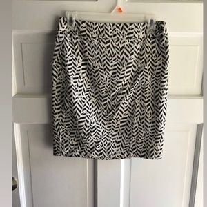 LOFT Patterned Skirt- Black/White